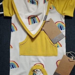 Kyte baby shortall and bib